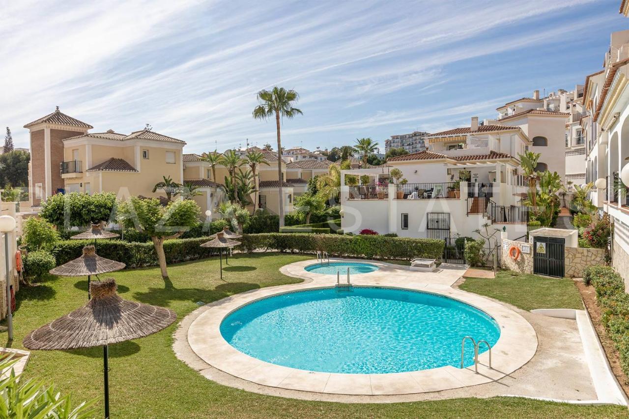 Bonito Piso A 300M De La Playa Nerja Appartement Buitenkant foto